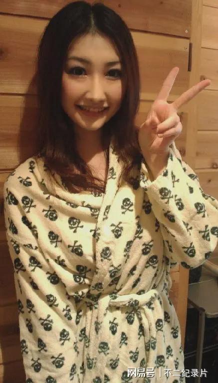 上原穗惠无码在线,一场视觉与情感的盛宴