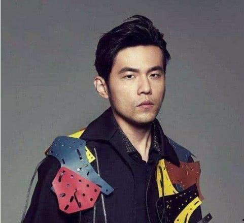 明星康乐,星光熠熠的娱乐界璀璨明星