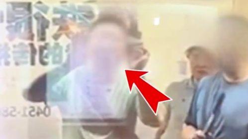 女人舔男人下部分视频