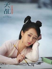 吃瓜娱乐圈杨紫,娱乐圈的瓜中女王，揭秘她的星途历程